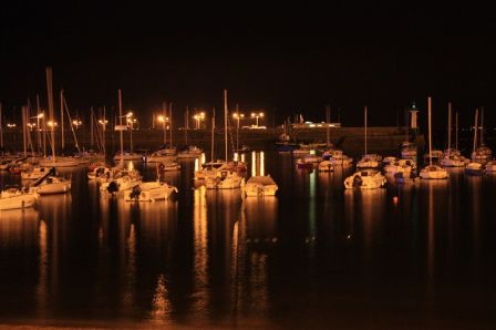 port de Saint Quay de nuit