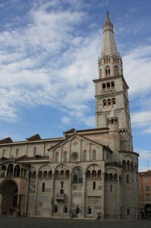 Duomo et toore Ghirlandina